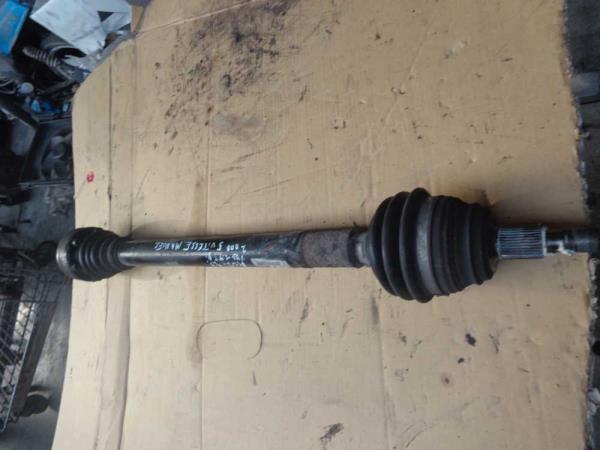 CARDAN DROIT VW / AUDI / SEAT / SKODA 1.9TDI / 2.0 - Vue 1